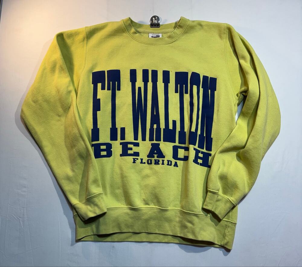 Pacific & Co Ft. Walton Beach Florida Graphic Crewneck Sweatshirt Men’s Medium